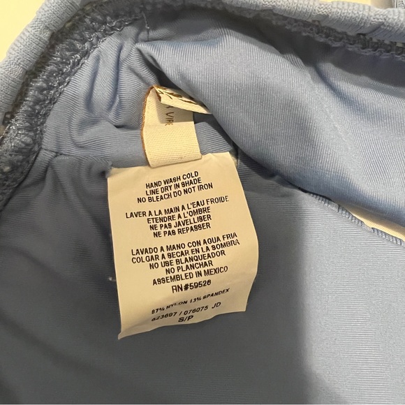 BECCA Ribbed 2 piece swimsuit SIZE: SMALL - Picture 13 of 13